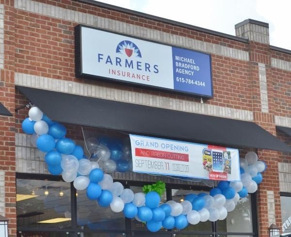 Bradford-Farmers-Insurance-Ribbon-Cutting-2.jpg